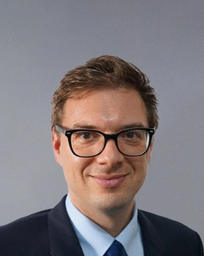 Dr Kristopher Knott